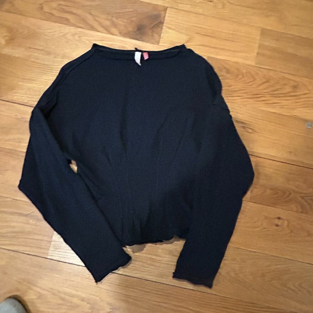 Pilcro tailored black sweatshirt